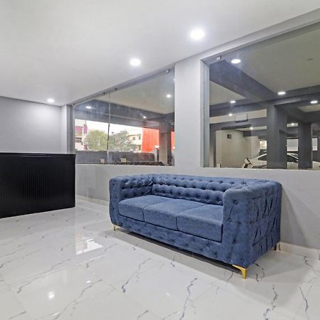 Super Townhouse Che Sigma Hotel ไฮเดอราบัด ภายนอก รูปภาพ