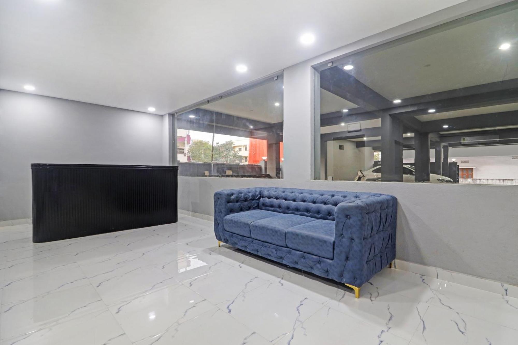 Townhouse Che Sigma Hotel ไฮเดอราบัด ภายนอก รูปภาพ