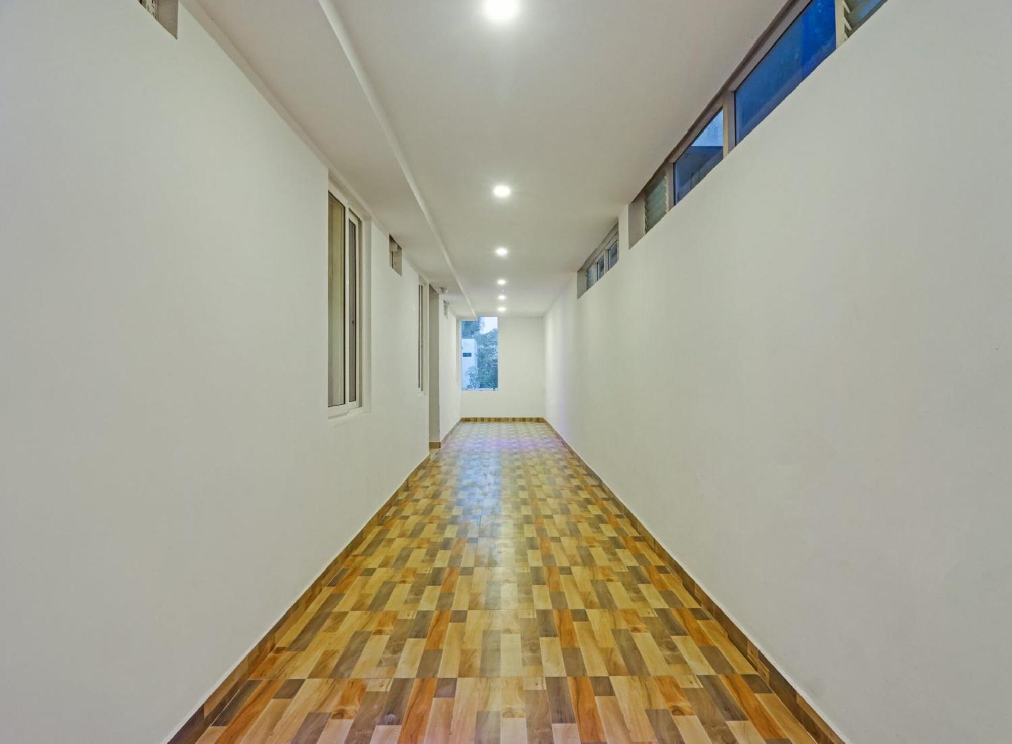 Super Townhouse Che Sigma Hotel ไฮเดอราบัด ภายนอก รูปภาพ
