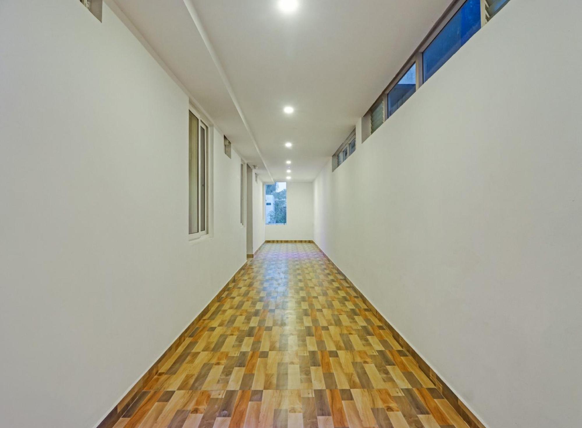 Super Townhouse Che Sigma Hotel ไฮเดอราบัด ภายนอก รูปภาพ